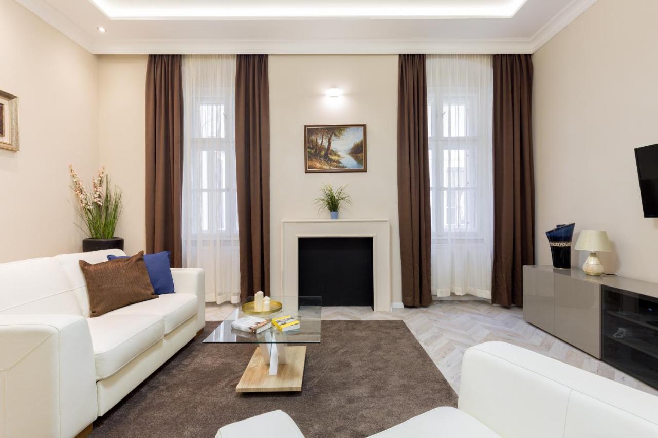 Cozy Dream Home In The Absolute Center Budapest Bagian luar foto